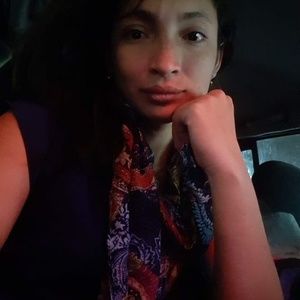 Meet your Posher, Lesly